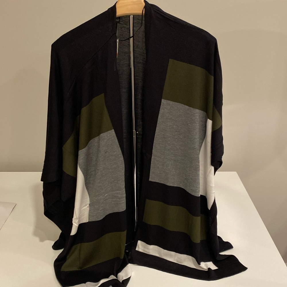 NWT: Alfani wrap in small/medium
